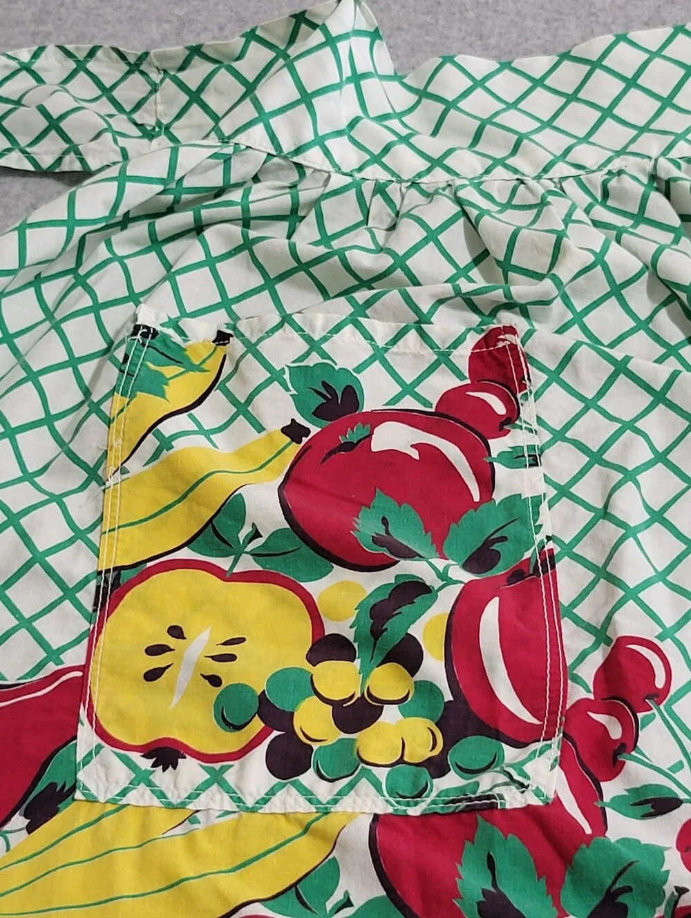Vintage Handmade Half Apron Fruit Band Green White Grid MCM Kitsch Cottagecore